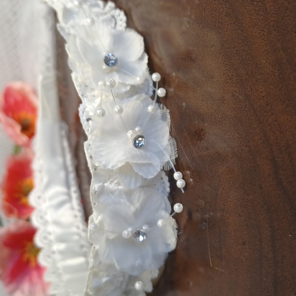 New! Bridal Headwear / Bride hairball 5717